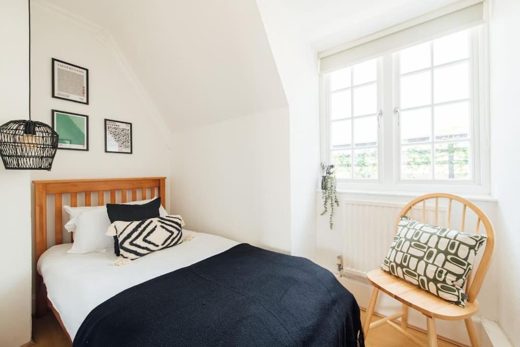 Charming 2 Bedroom Flat In The Heart Of Kings Cross, Londra Exterior foto